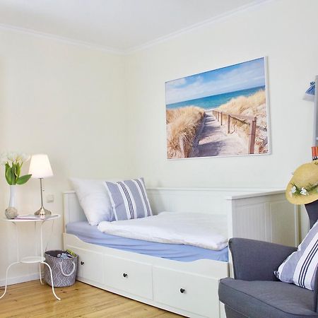 Strandnahe Fewo Mit 3 Schlafzimmern Und Balkon, Villa Vergissmeinnicht 02, Binz Eksteriør billede